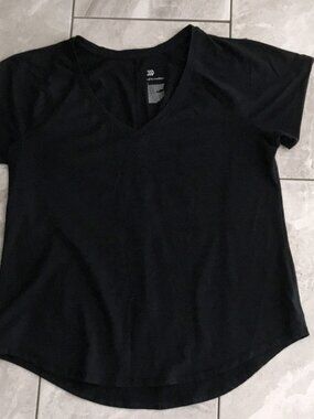 Black Raglan Sleeve Hi‑Lo Hem Athletic Tee